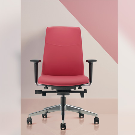 Front view of the Hugo Midback office chair